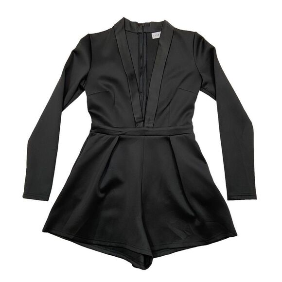 Lioness Pants - Lioness Beand Black Satin‎ Deep Cut Long Sleeved Romper Size Small